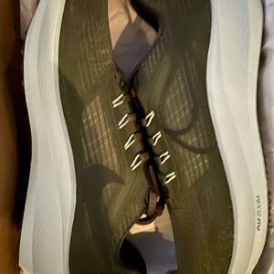 Nike Air Zoom Pegasus 39 - Orange Box